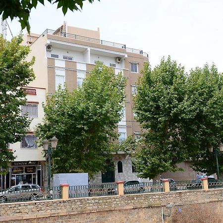 Hotel Grand Bassin Tlemcen Ngoại thất bức ảnh